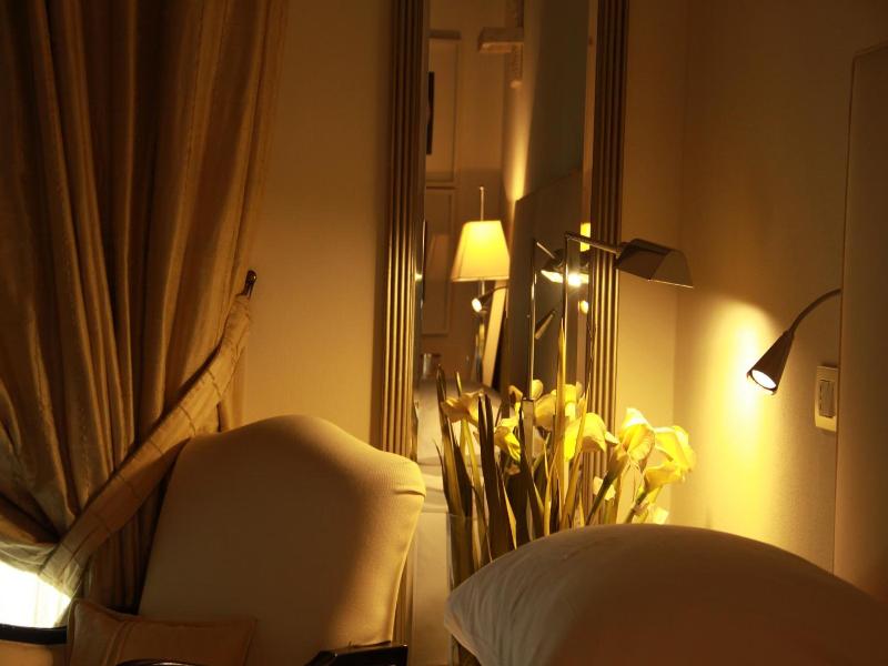 Balneum Boutique Hotel & B&b image