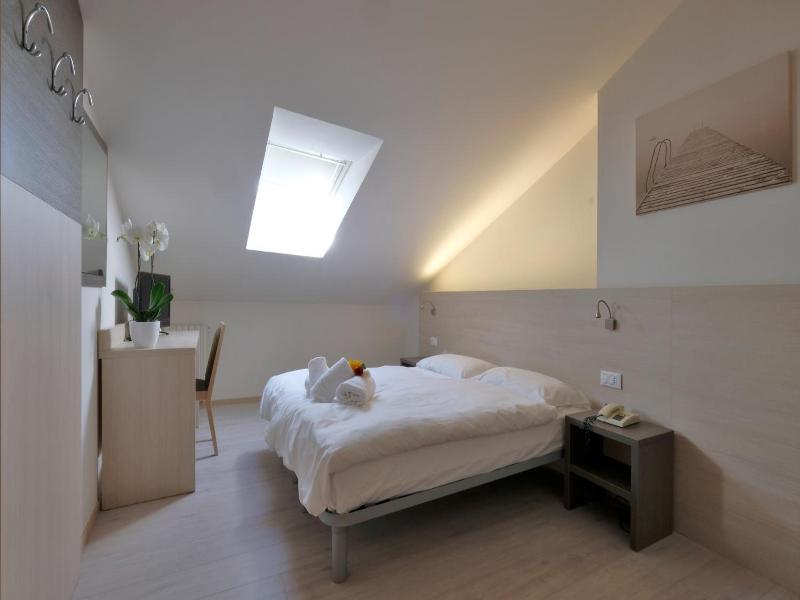 Hotel Gelmini image