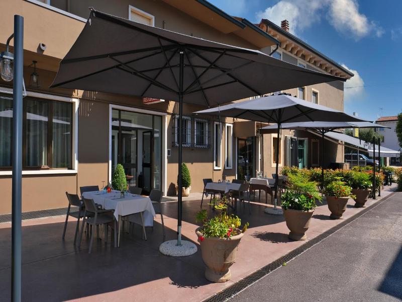 Hotel Gelmini image