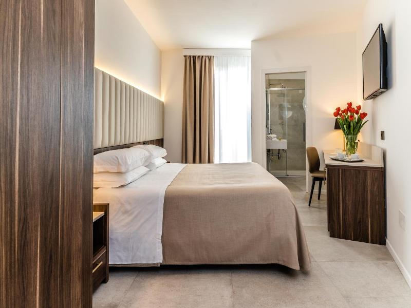Hotel Falli image