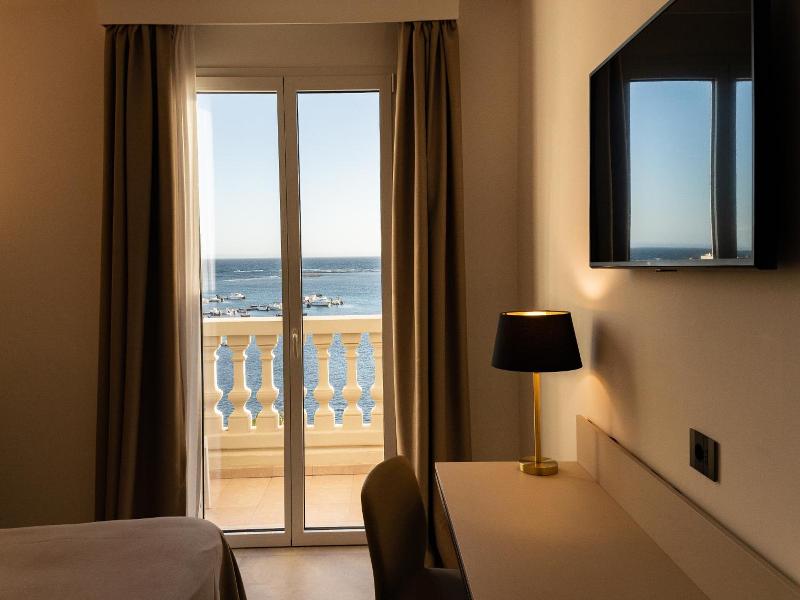 Hotel Falli image