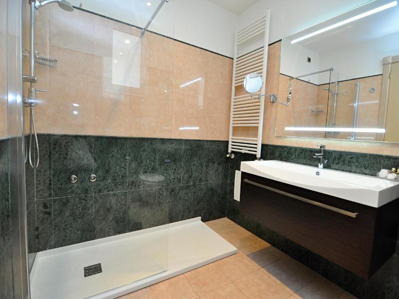 Hotel Falli image