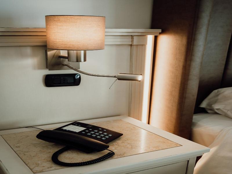 Hotel Falli image