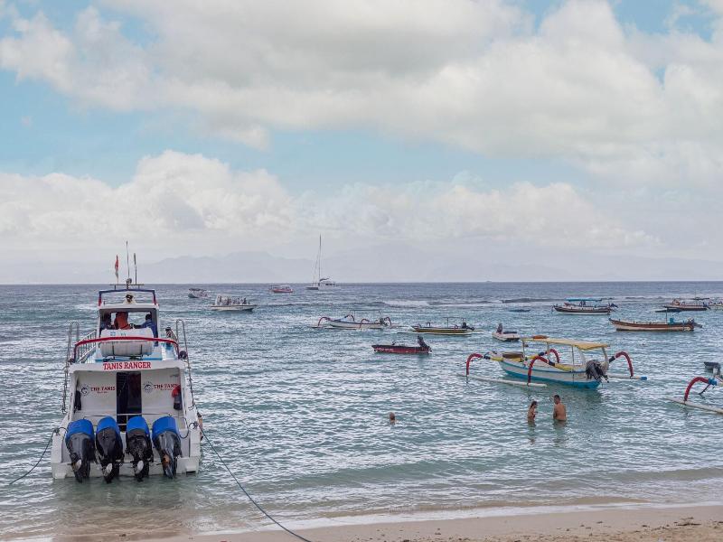 The Tanis Villas & Hotel Lembongan image