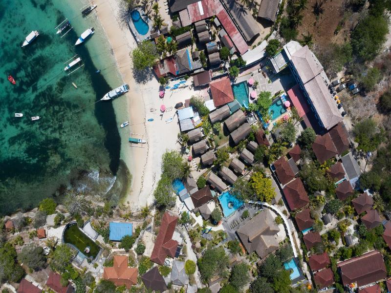 The Tanis Villas & Hotel Lembongan image