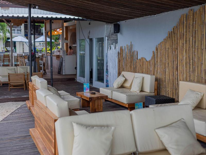 The Tanis Villas & Hotel Lembongan image