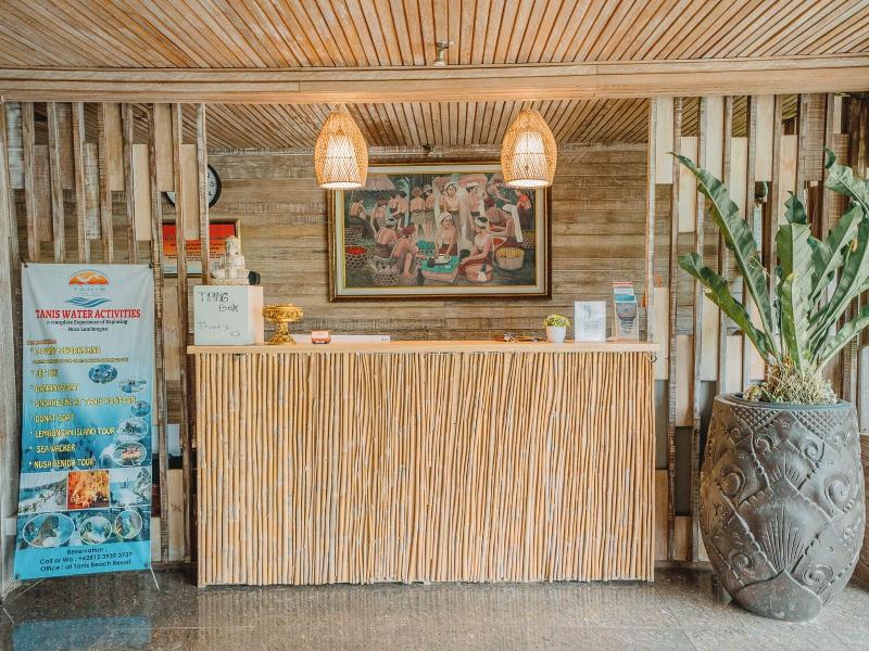 The Tanis Villas & Hotel Lembongan image