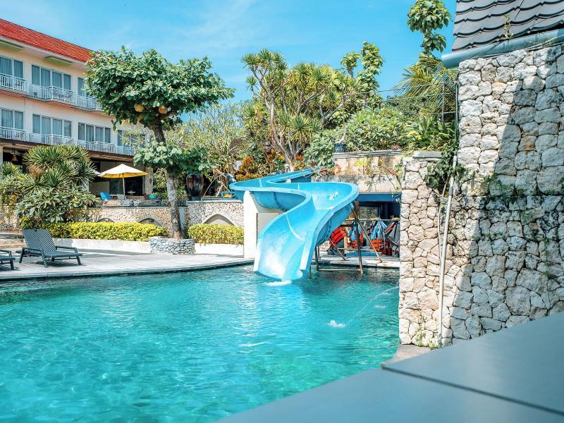 The Tanis Villas & Hotel Lembongan image