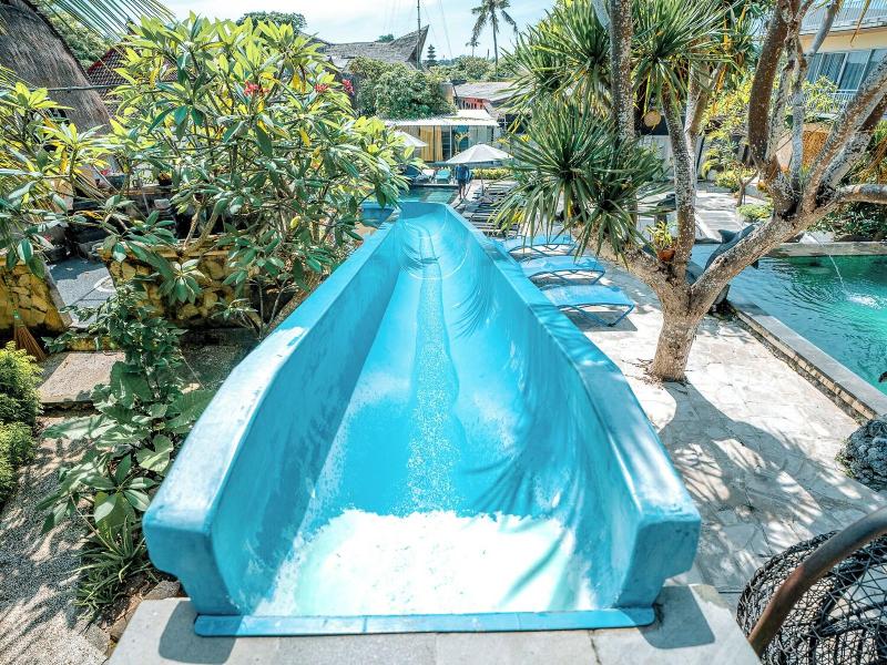 The Tanis Villas & Hotel Lembongan image