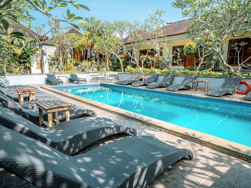 The Tanis Villas & Hotel Lembongan image