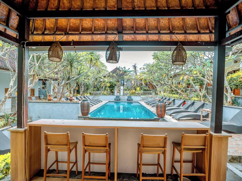 The Tanis Villas & Hotel Lembongan image