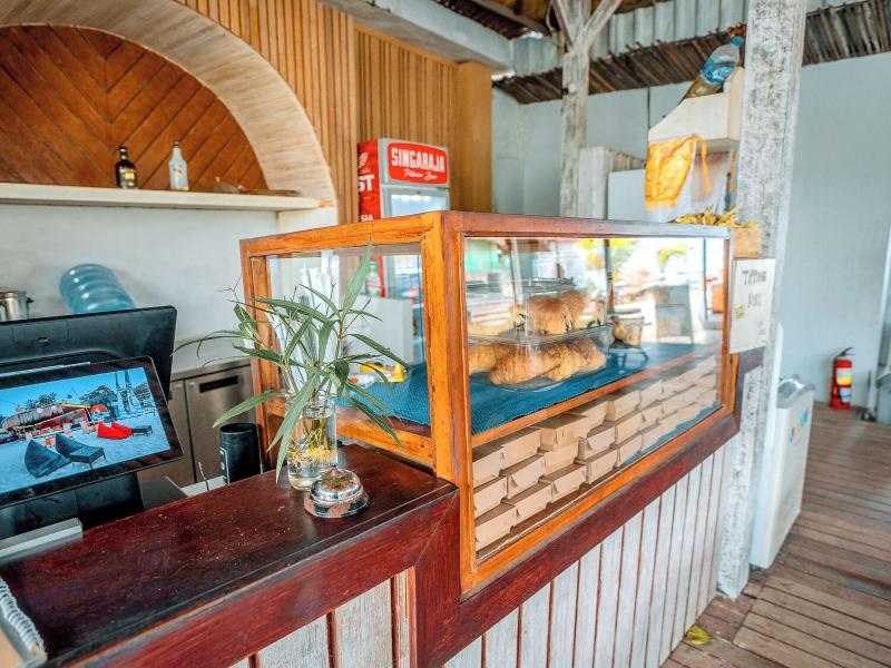 The Tanis Villas & Hotel Lembongan image