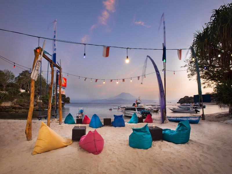 The Tanis Villas & Hotel Lembongan image