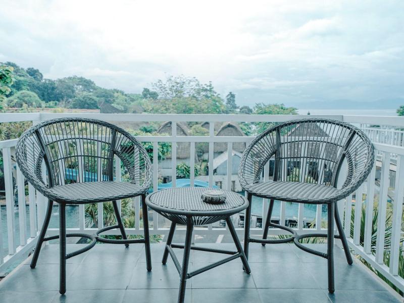 The Tanis Villas & Hotel Lembongan image
