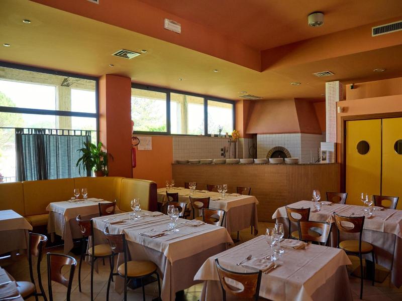 Albergo Shine image