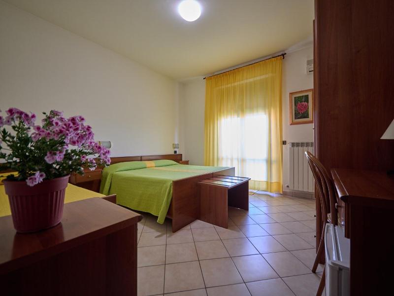 Albergo Shine image