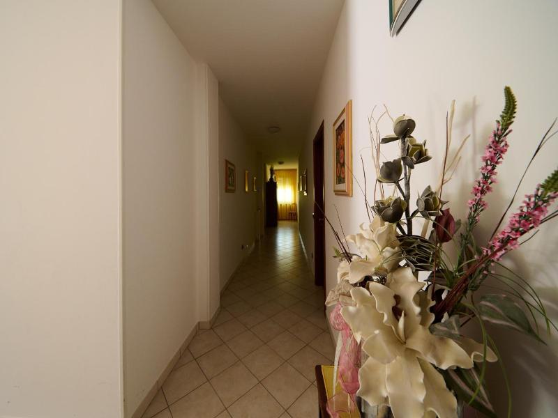 Albergo Shine image
