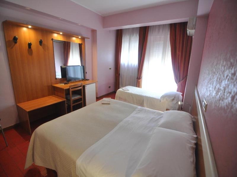 Hotel Ristorante Mommo image