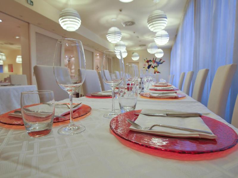 Hotel Touring image