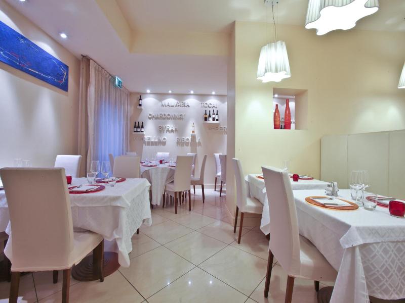 Hotel Touring image