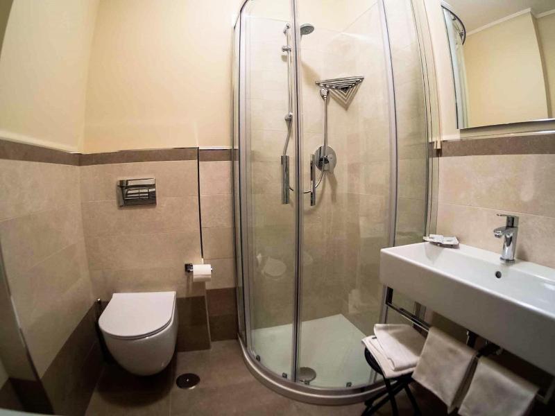 Albergo Dei Leoni image