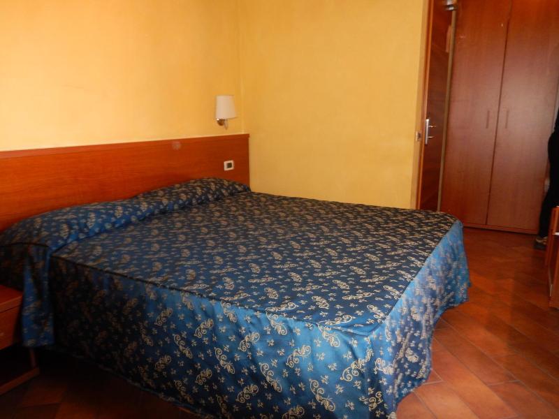 Albergo Dei Leoni image