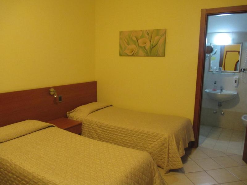 Hotel Ristorante Sbranetta image