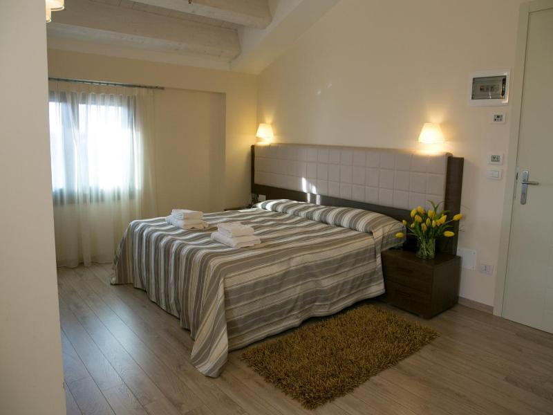 Hotel Calinferno image