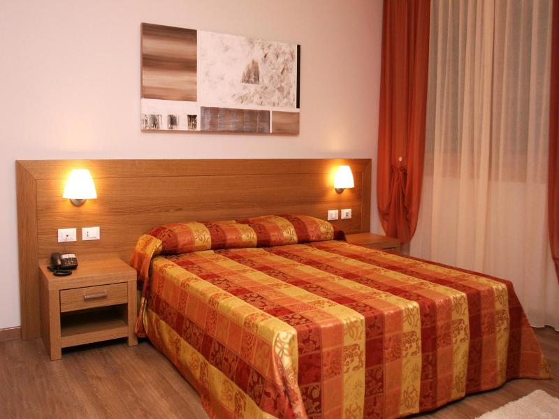 Hotel Calinferno image