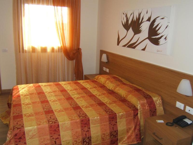 Hotel Calinferno image