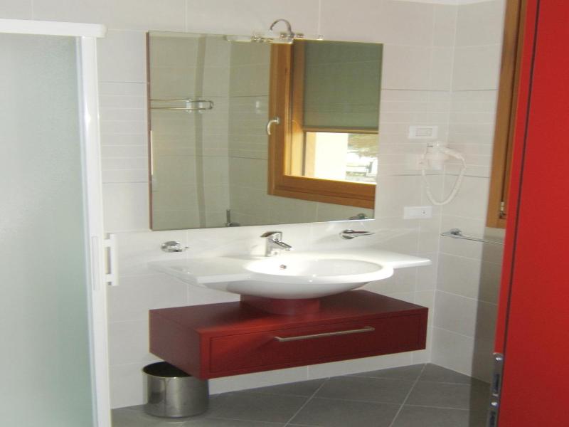 Hotel Calinferno image