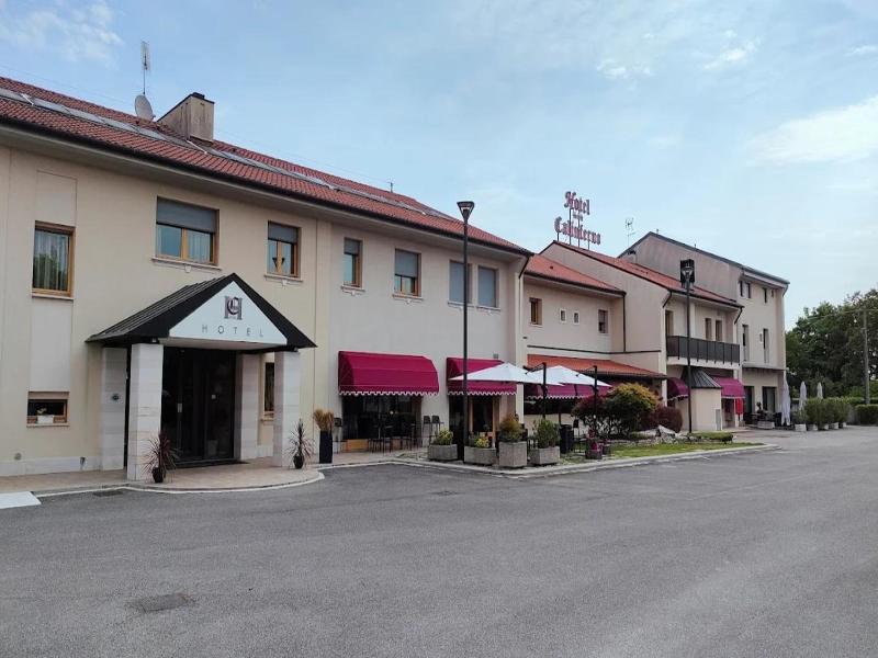 Hotel Calinferno image