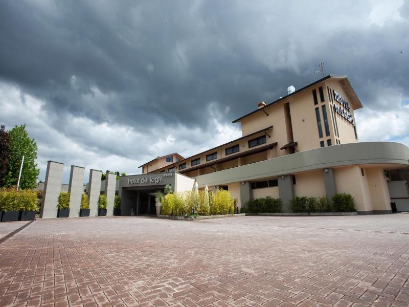 Albergo Dei Laghi image
