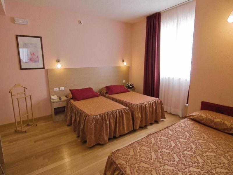 Hotel Granducato image