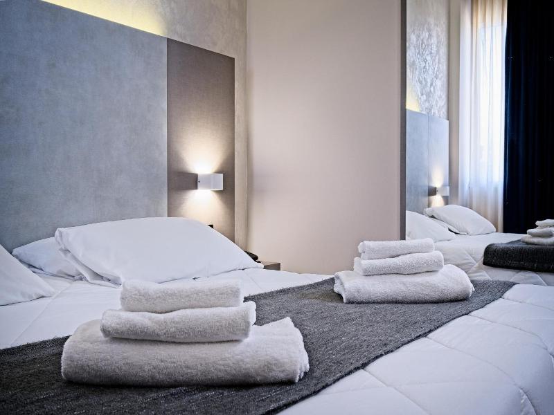 Albergo Papillon image