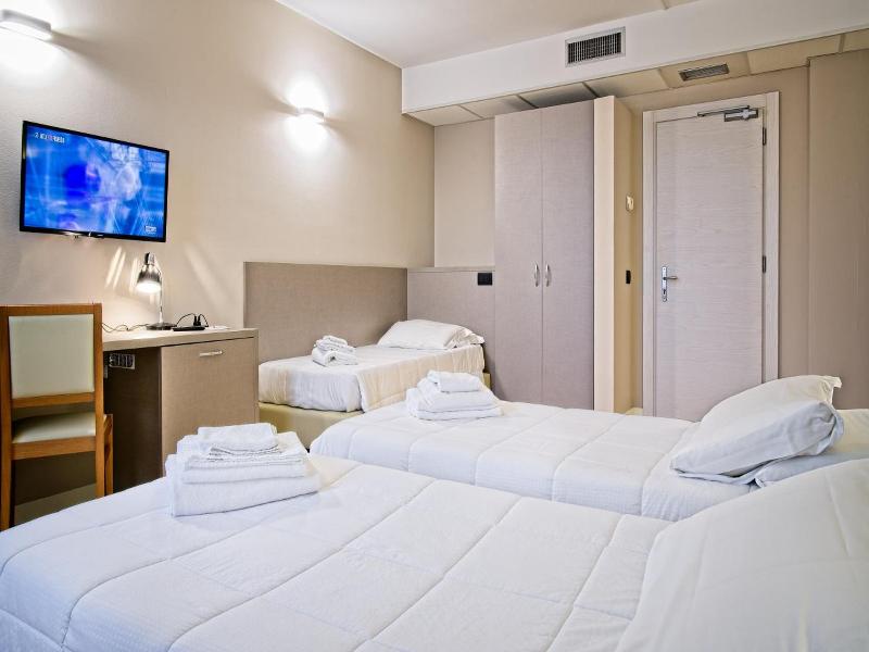 Albergo Papillon image