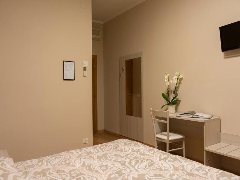 Hotel Cecco image