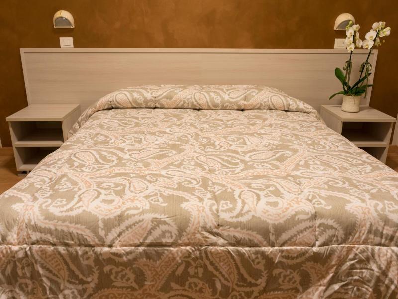 Hotel Cecco image