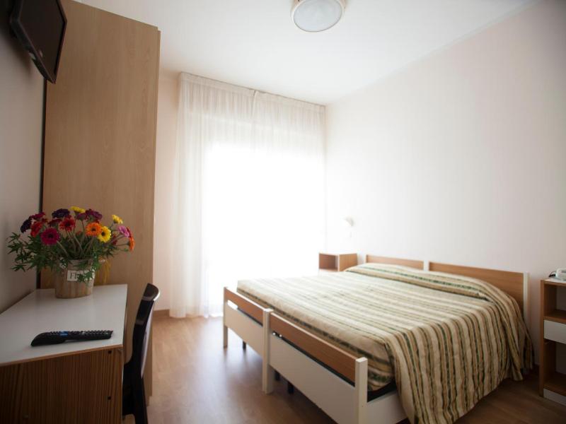 Hotel Cecco image