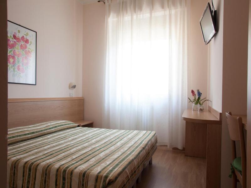 Hotel Cecco image