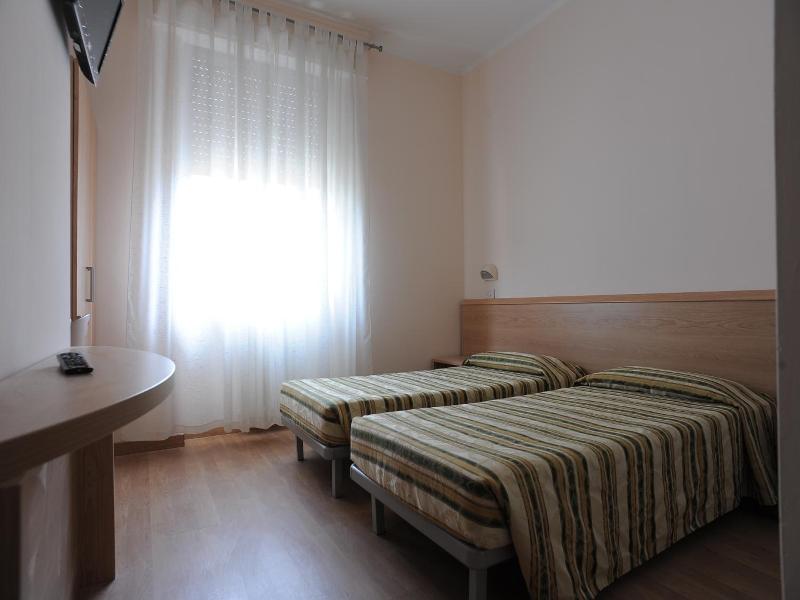 Hotel Cecco image
