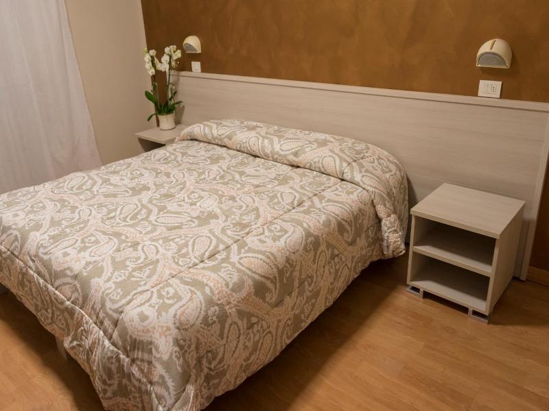 Hotel Cecco image