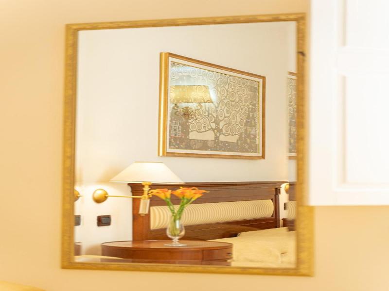 Hotel Ristorante Vecchia Vibo image