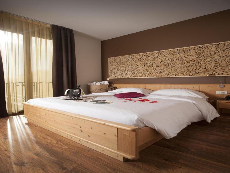 Garden Relais image