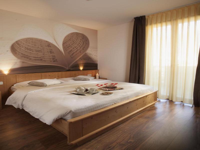 Garden Relais image