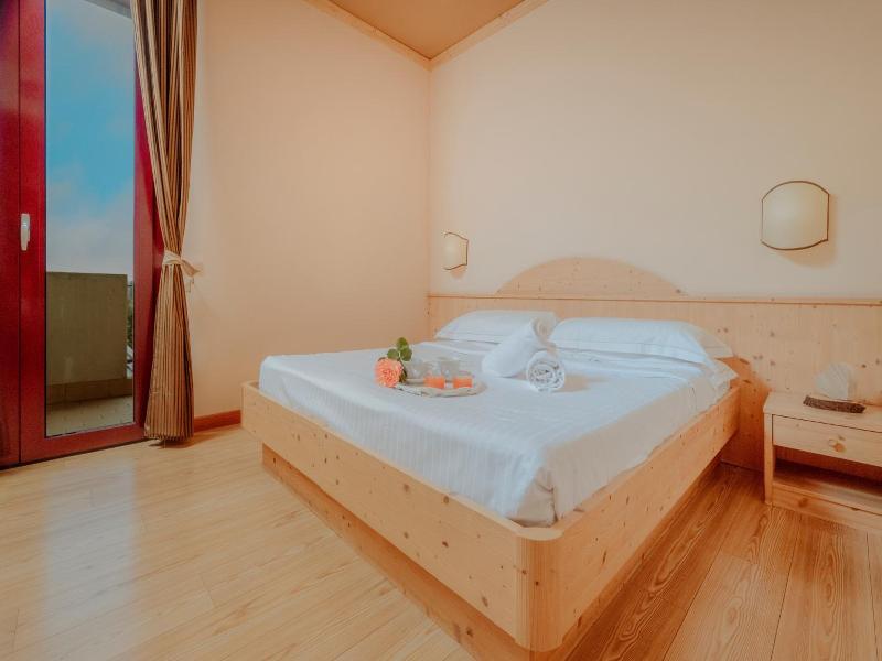 Garden Relais image