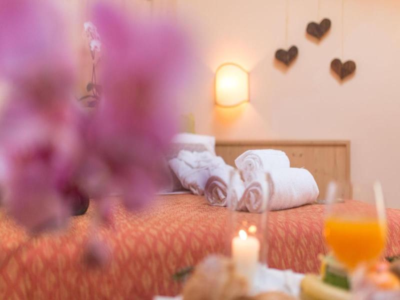 Garden Relais image
