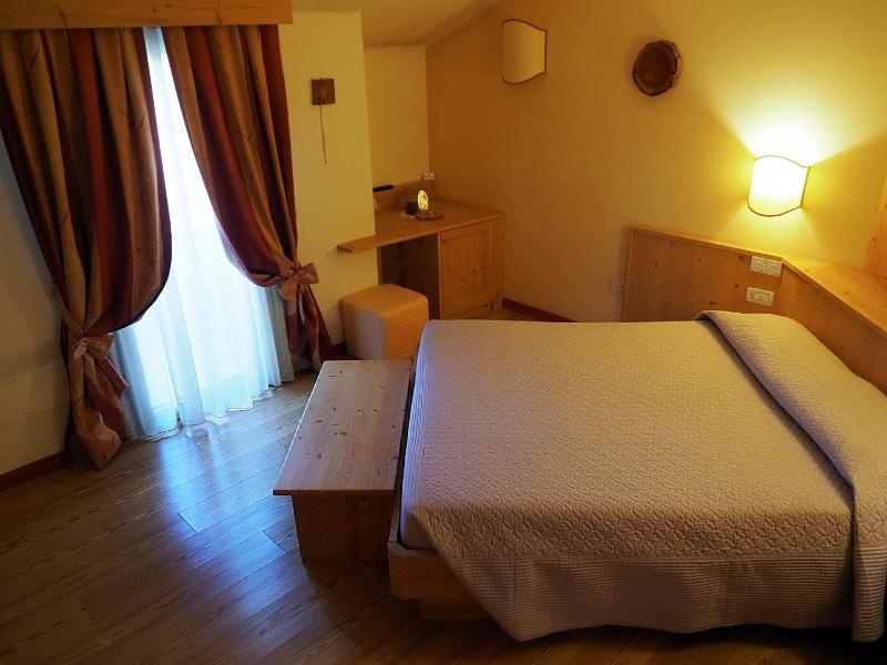 Garden Relais image