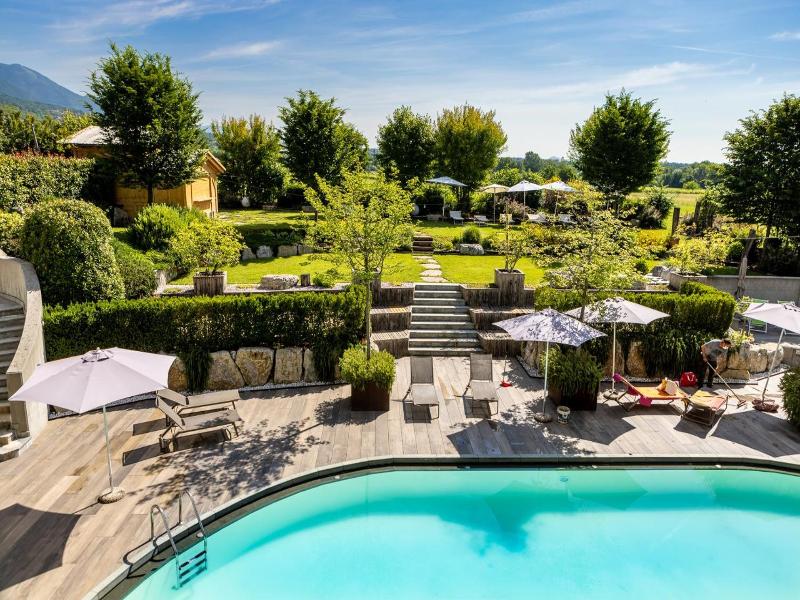 Garden Relais image