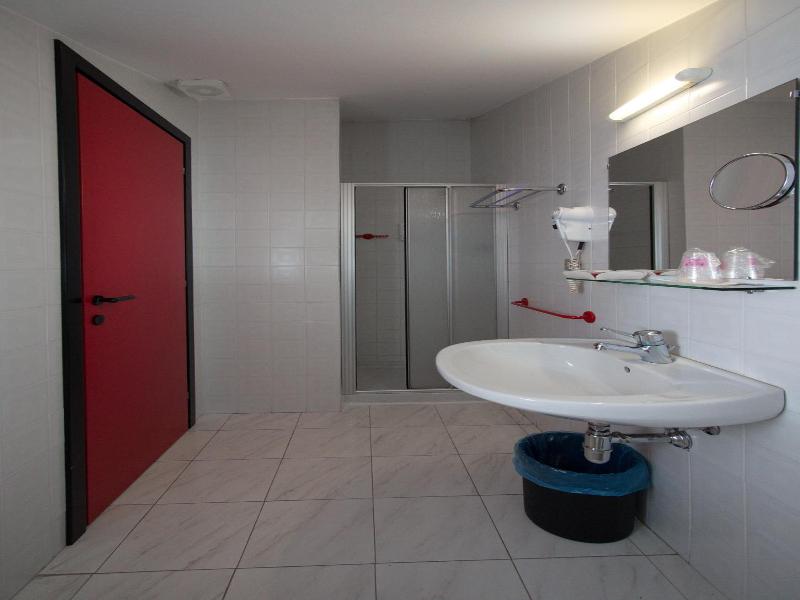 Hotel Versailles image
